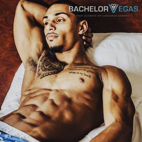 stage-act-male-entertainer