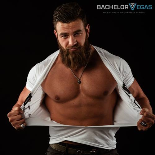 stage-act-male-entertainer