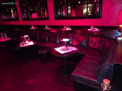 Main Bar Tables (6 people)