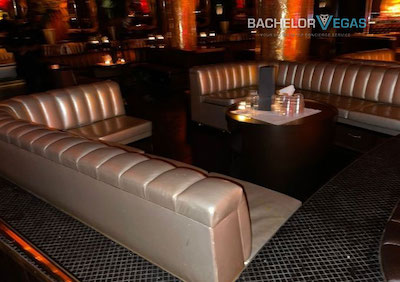 Owner's Tables (15 Guests)