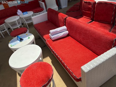 Beach Couches (6 People)