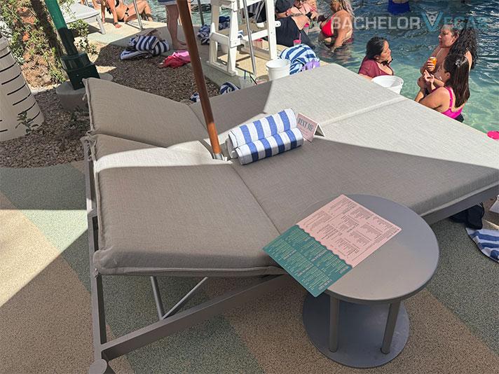 Daybed North VIP Pool