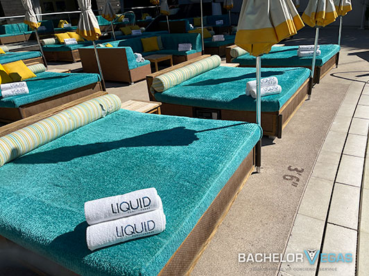 poolside daybed