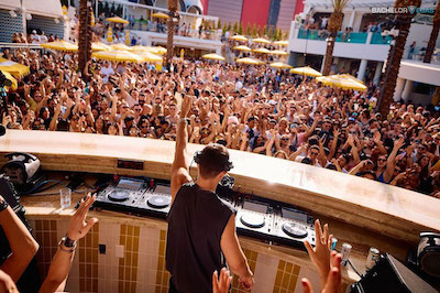 dj-booth-liv-pool-party